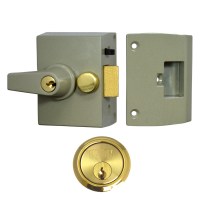 Union 1097 Nightlatch 65mm Champagne Case Brass Cylinder